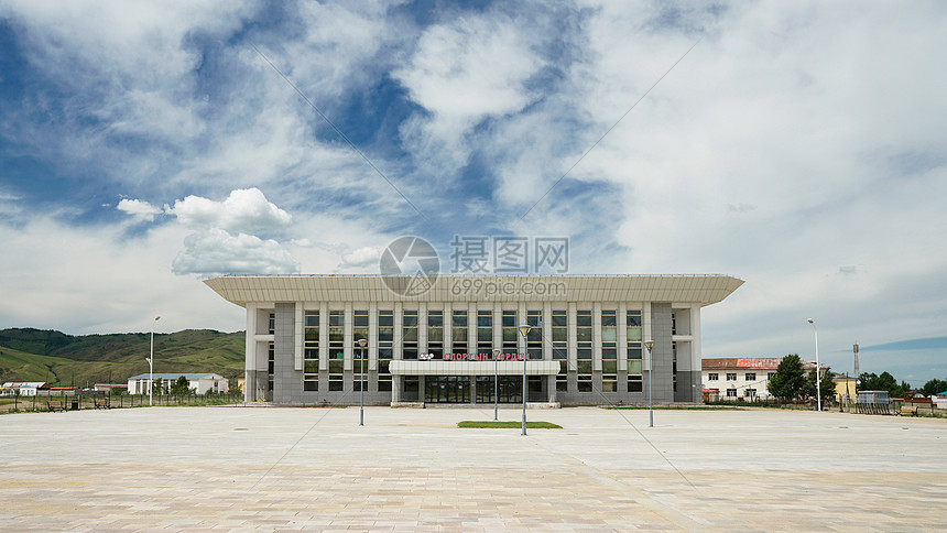 蒙古国哈拉和林行政大楼图片