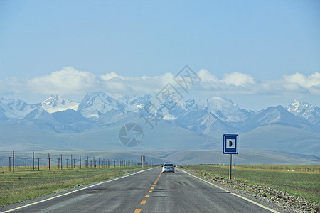 意境公路新疆独库公路背景