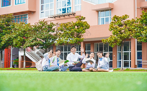 校园小学生开学季草地高清图片素材