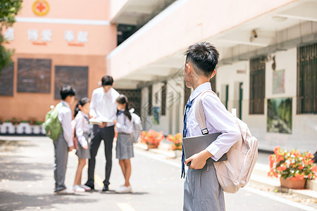 小学生背影中学生背影高清图片