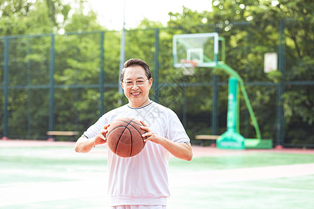 闫炳良： 扑出点球展示不服输的态度 希望伤员早日回归