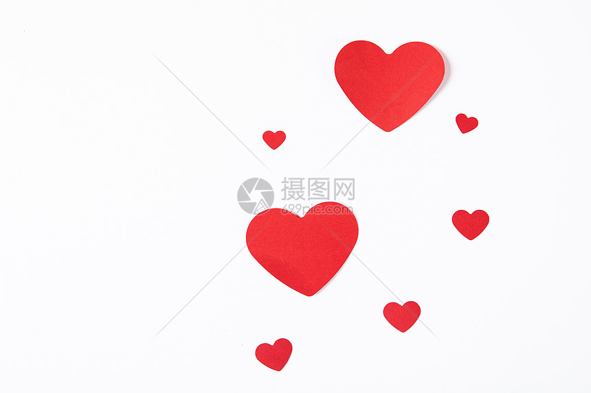 白底爱心背景