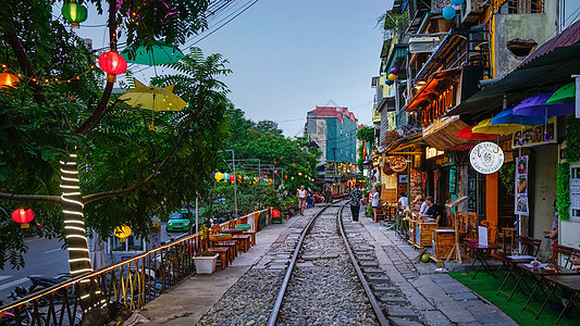 越南城市火车轨道背景图片