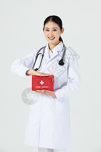 美女医生展示医疗包高清图片