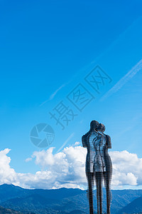 格鲁吉亚巴统爱情雕像图片