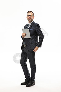 外国商务男性使用平板电脑图片