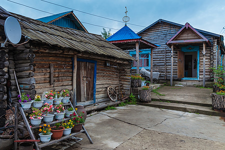 俄罗斯红肠恩和俄罗斯民俗村背景