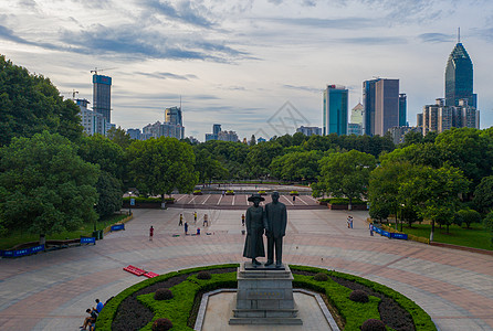 辛亥革命纪念馆孙中山宋庆龄雕像背景图片