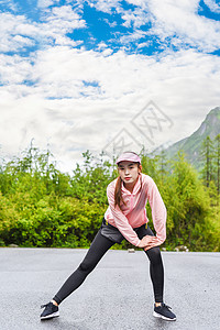 女生户外运动拉伸图片