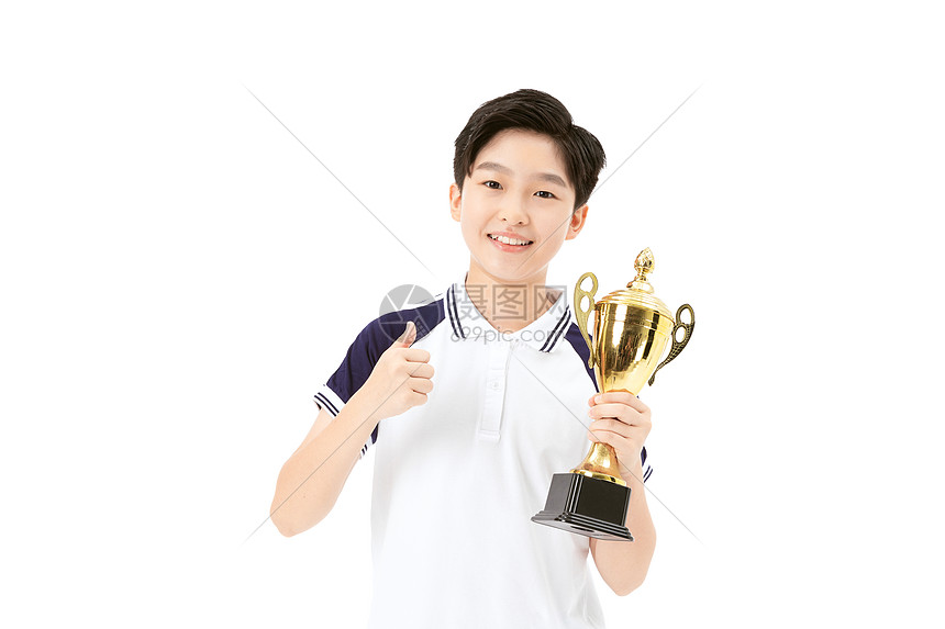 青少年胜利欢呼奖杯图片