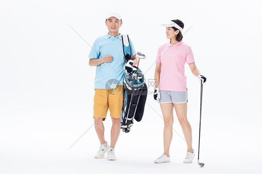 中年夫妻高尔夫球运动图片