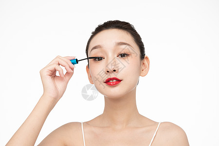 女性美妆刷睫毛膏图片