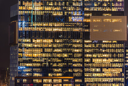 深圳腾讯滨海大厦加班夜景高清图片