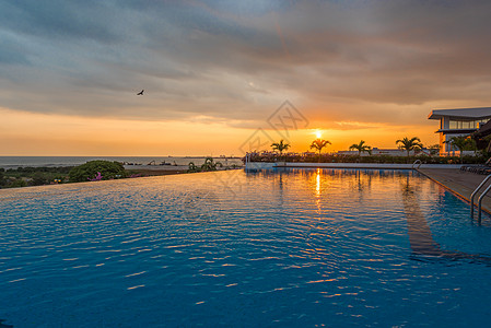 马来西亚马六甲酒店泳池高清图片