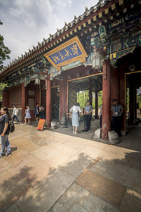 学校展板北京大学校门背景