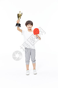 手拿奖杯的儿童乒乓球少年手拿奖杯背景