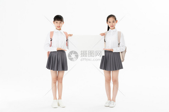 青少年中学生手举白板图片