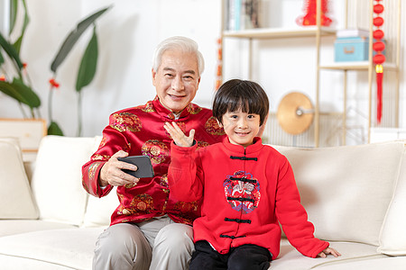 学生鼠年新年祝福视频新年祖孙视频拜年背景