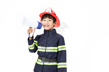 拿着喇叭的男孩小小消防员拿着喇叭背景