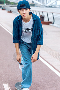 谢尔基本场比赛数据：2助攻2关键传球3抢断，评分6.7