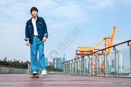 南通队vs泰州队全场数据：射门比10