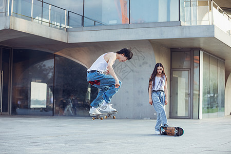 [流言板]全运会U18女篮首日：湖南完胜北京，山东、广东取大胜