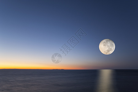 意大利托斯卡纳满月背景图片