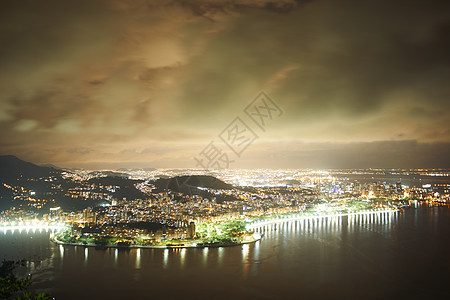 巴西里约热内卢港口和海岸夜景图片