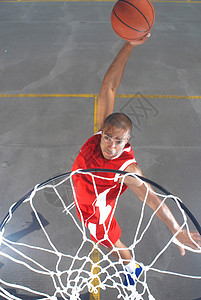 篮球运动员灌篮背景图片