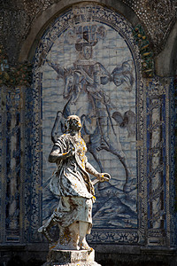 佛朗蒂拉宫花园里的蓝色琉璃瓷砖图片