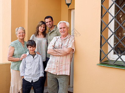 多代家庭图片