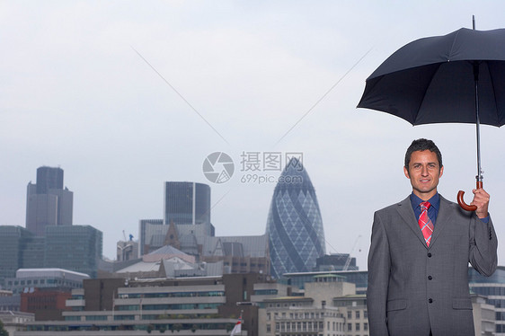 曼恩与雨伞城市景观图片