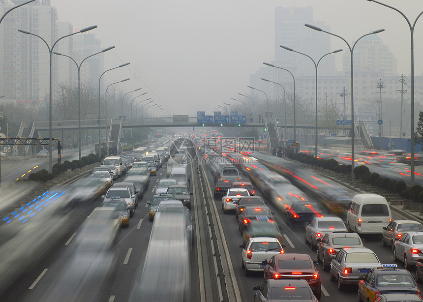 高速公路上交通的时移图图片