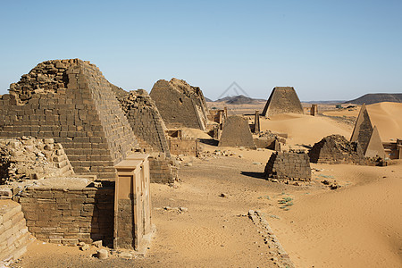苏丹梅罗金字塔图片