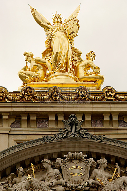 巴黎歌剧院的雕塑图片
