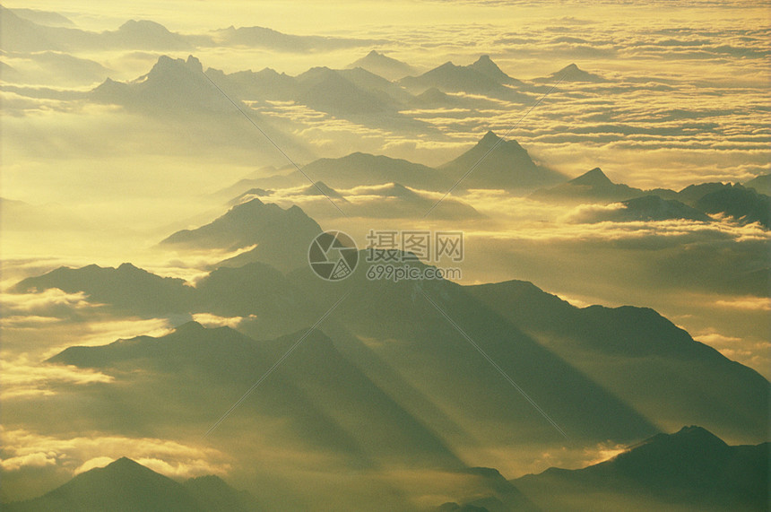 意大利比萨山景图片