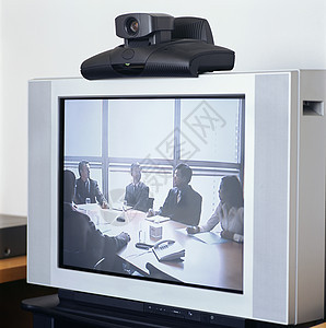 商务人士举行视频会议图片