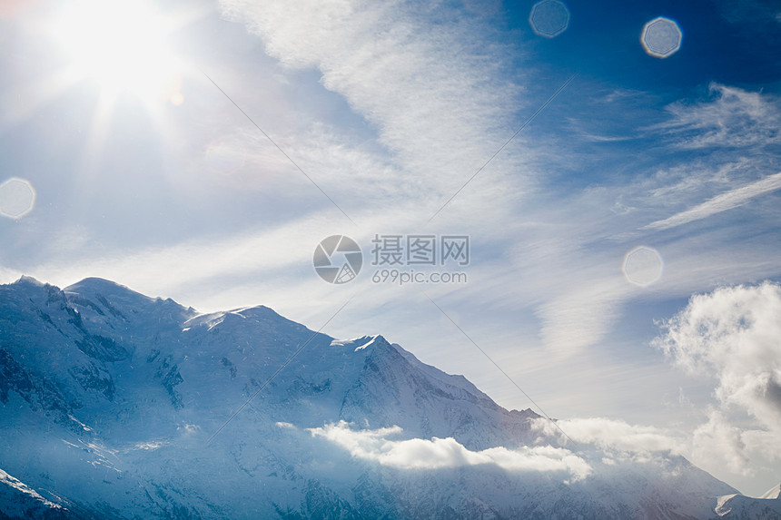 法国阿尔卑斯山的阳光图片