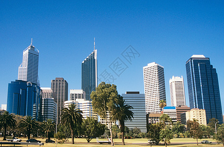 白天的城市珀斯摩天大楼背景