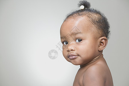 非洲裔美国婴儿的肖像图片