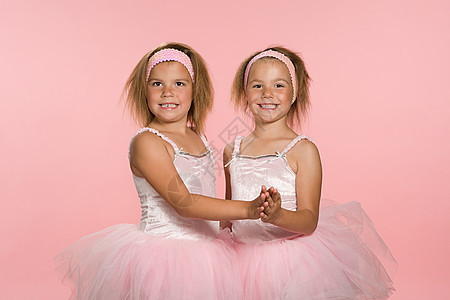 双芭蕾舞姐妹图片