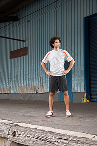 记者：维尼修斯还未接受不再是核心的事实，姆巴佩成皇马新宠