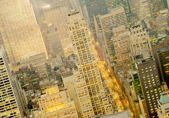 从美国纽约帝国大厦俯瞰第五大道图片