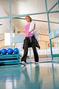 记者谈蓉城：还是自己抓不住机会，第五外援的选择影响走势