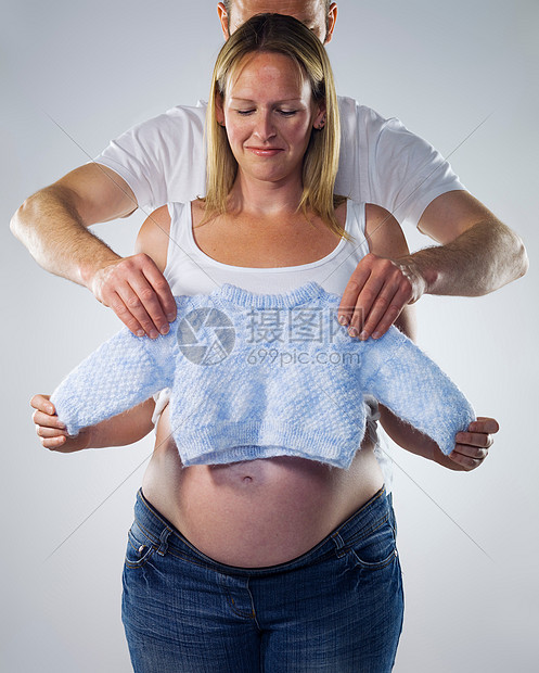 孕妇穿男婴装图片