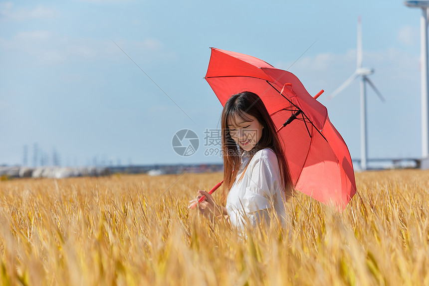 文艺美女手撑红伞图片