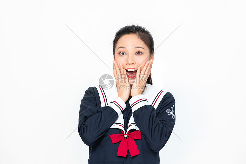 成人教育美女大学生惊喜表情