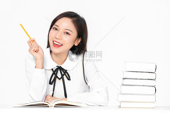 美女大学生成人教育学习图片