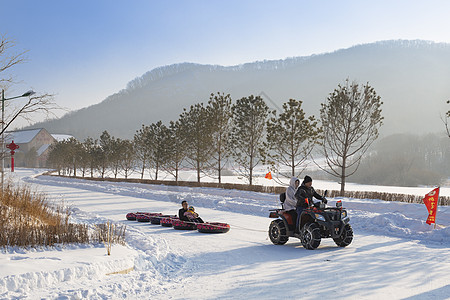 哈尔滨滑雪雪村印象背景