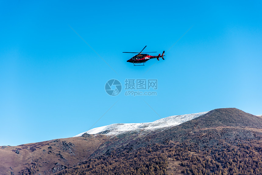 新疆喀纳斯景区直升机旅游项目图片